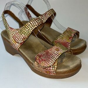 Dansko Sonnet Snake Print metallic rainbow sandal shoes 41 US 9.5/10